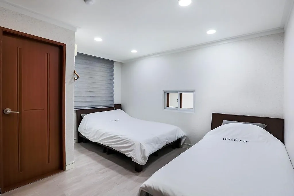 Discovery Busan Guesthouse 2*,  Южная Корея